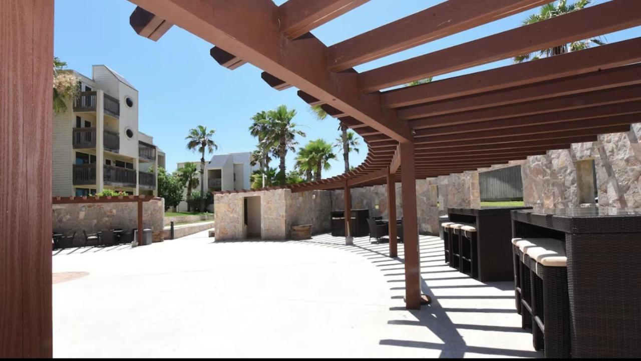 New Stunning Ocean-View Beachfront Resort, Heated Pool! South Padre Island Exterior foto